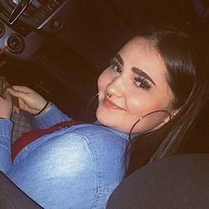 Meet your Posher, Angie